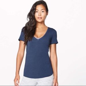 lululemon love tee V